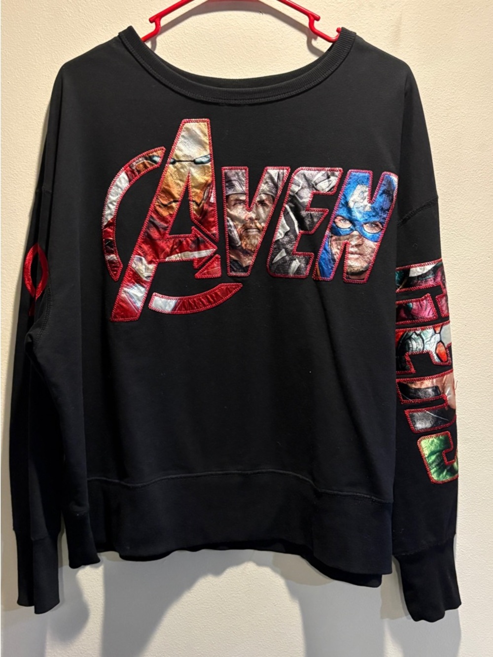Disney Marvel Avengers Patchwork Crewneck Sweatshirt XL Black